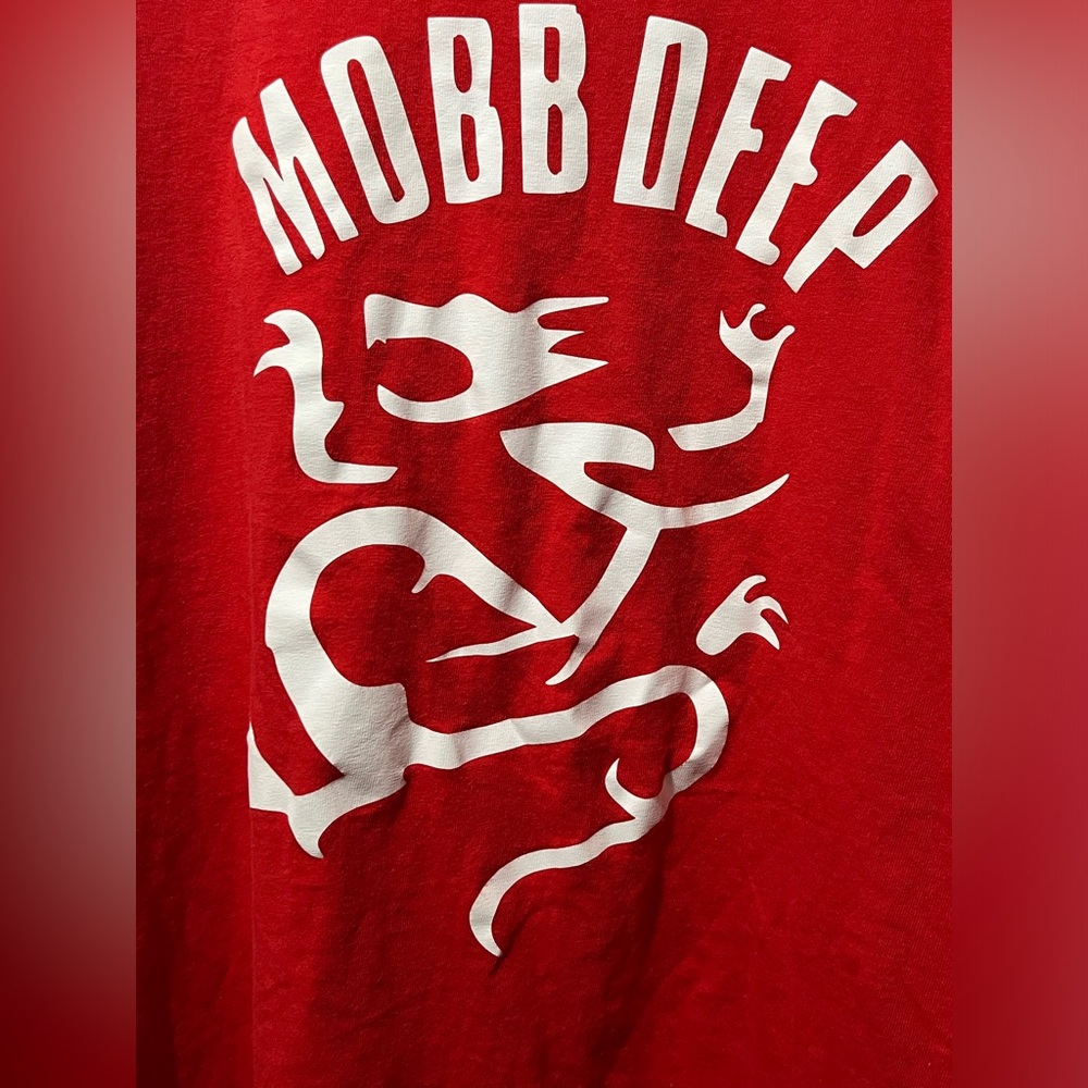 Gildan Red Graphic Short Sleeve Tee